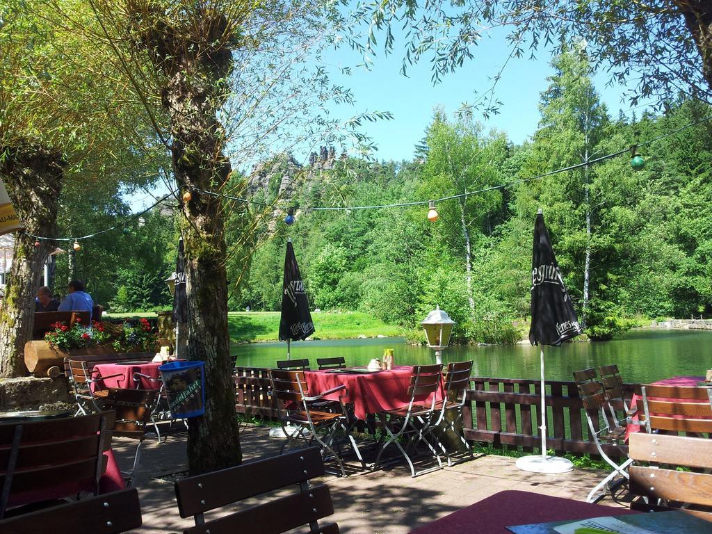 Hotel Gondelfahrt Kurort Jonsdorf Exterior foto
