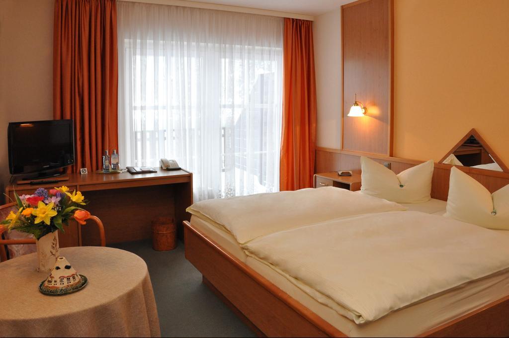 Hotel Gondelfahrt Kurort Jonsdorf Quarto foto